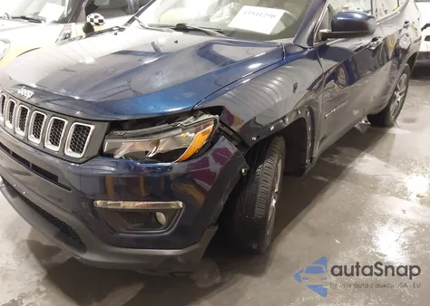 2018 Jeep Compass Latitude 4X4 from USA, damaged, VIN 3C4NJDBB9JT423298